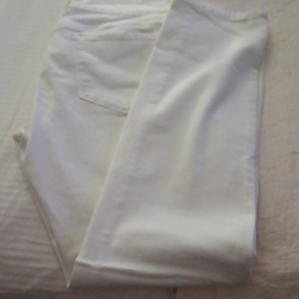 JCPenney Women's Skinny Jeans - White SIZE 14